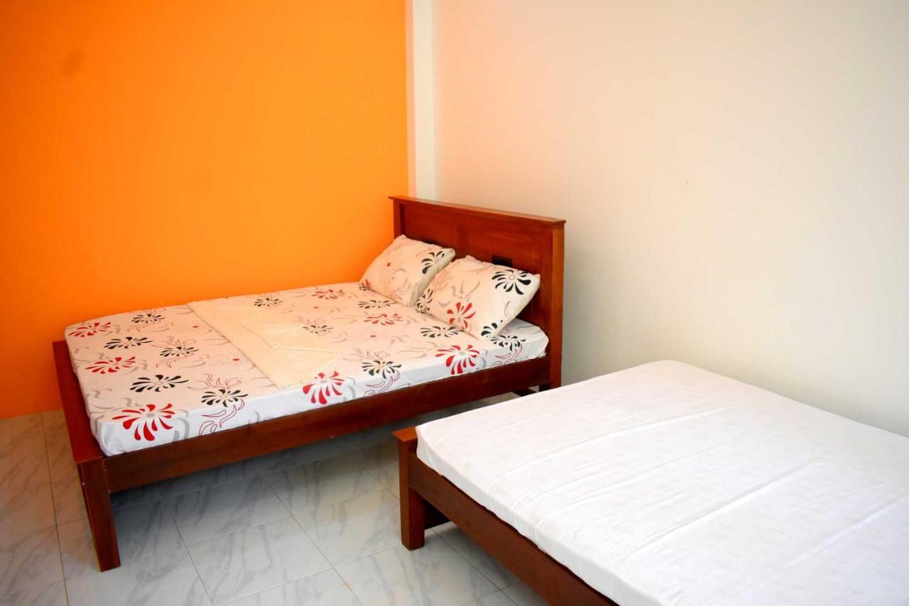 Sri Mayura Holiday Resort كاتاراغاما المظهر الخارجي الصورة