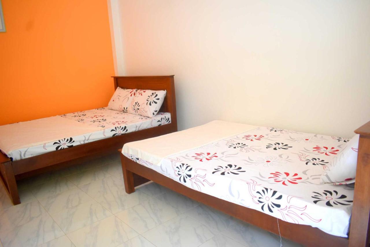 Sri Mayura Holiday Resort كاتاراغاما المظهر الخارجي الصورة